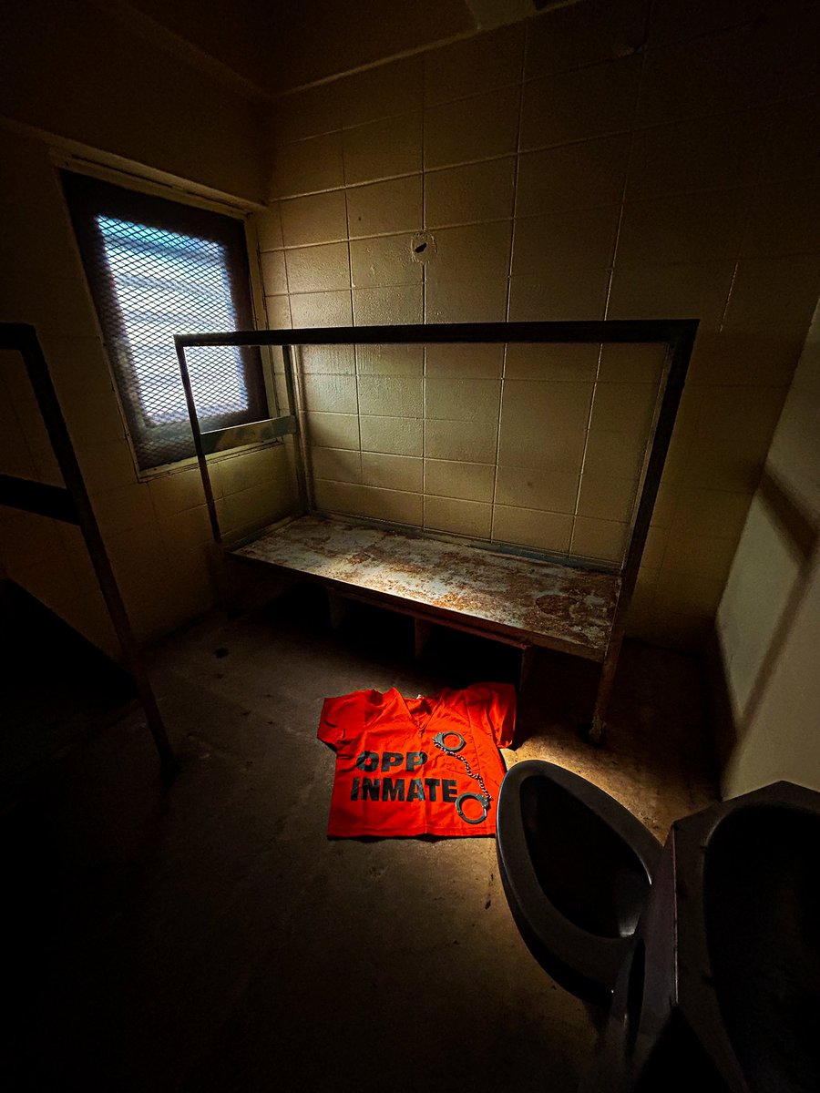 true_exploress's tweet photo. Abandoned prison in New Orleans left to rot after Hurricane Katrina in 2005 

#abandoned #Hurricane #photography https://t.co/0lvxaPPCK1