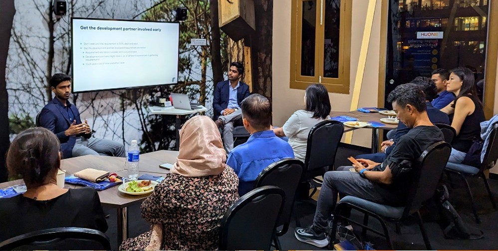 FcodeLabsLive's tweet image. Fcode Labs recently hosted a beyond border workshop designed to empower #digitalstartups in #Singapore 🇸🇬.

👉 READ MORE: fcodelabs.com/blogs/fcode-la…