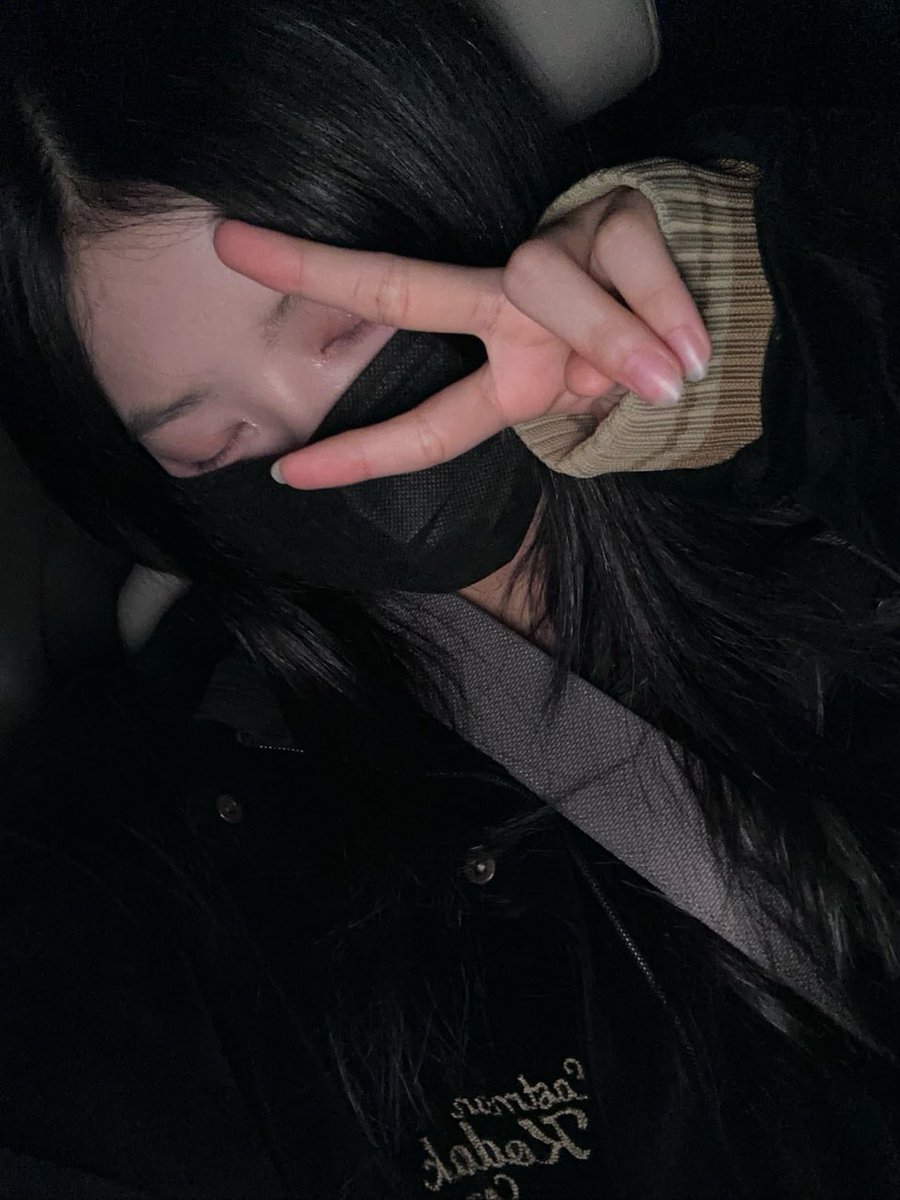KELLY_FRANCE1's tweet photo. → 🫧┊B.LLE
Mise à jour de #KELLY via B.lle
#KELLY #켈리
#BADVILLAIN #배드빌런
#OVERSTEP https://t.co/pJdw2jj1AN