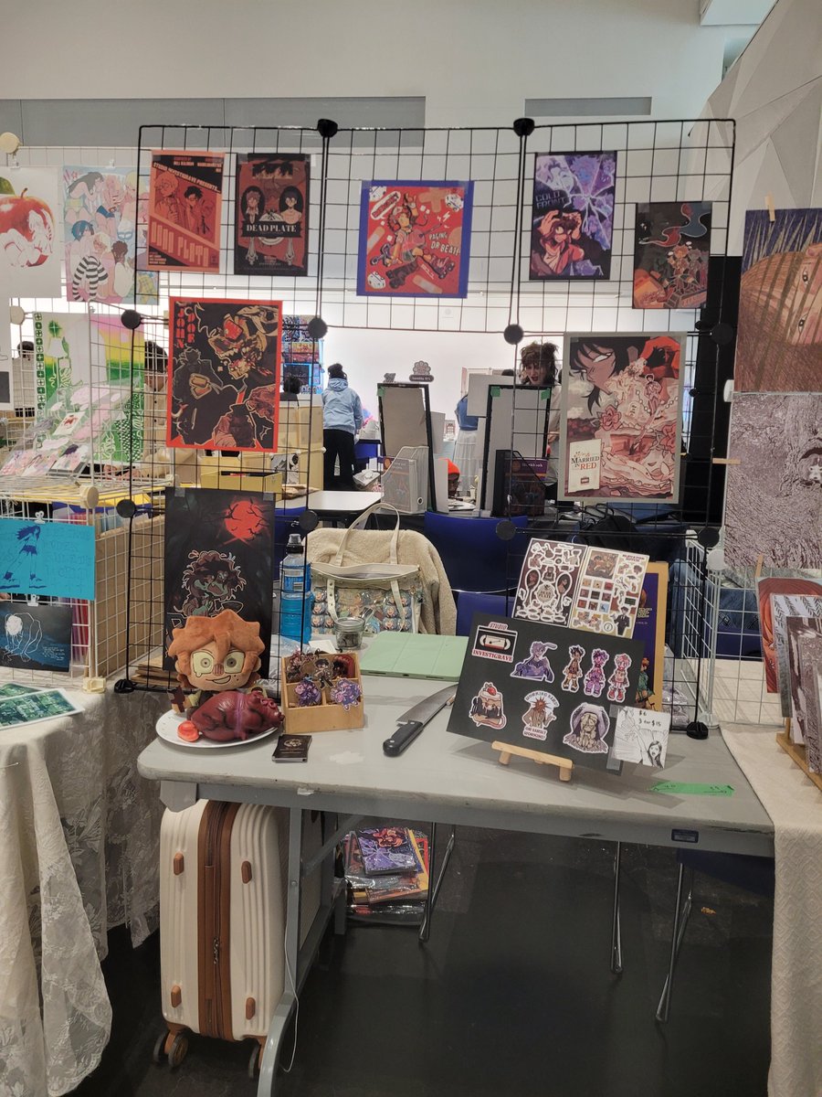 hankatun0921's tweet photo. WERE ALL SET UP!!!!!!! WERE OPENING IN JUST A BIT 👍👍👍💥💥💥 COME DOWN TO OCAD UNIVERSITY https://t.co/4Mkepisy0W