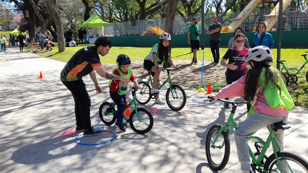 #Regionales #actualidad San Rafael sede del lanzamiento de Biciescuelas Argentinas dlvr.it/TFGqCh