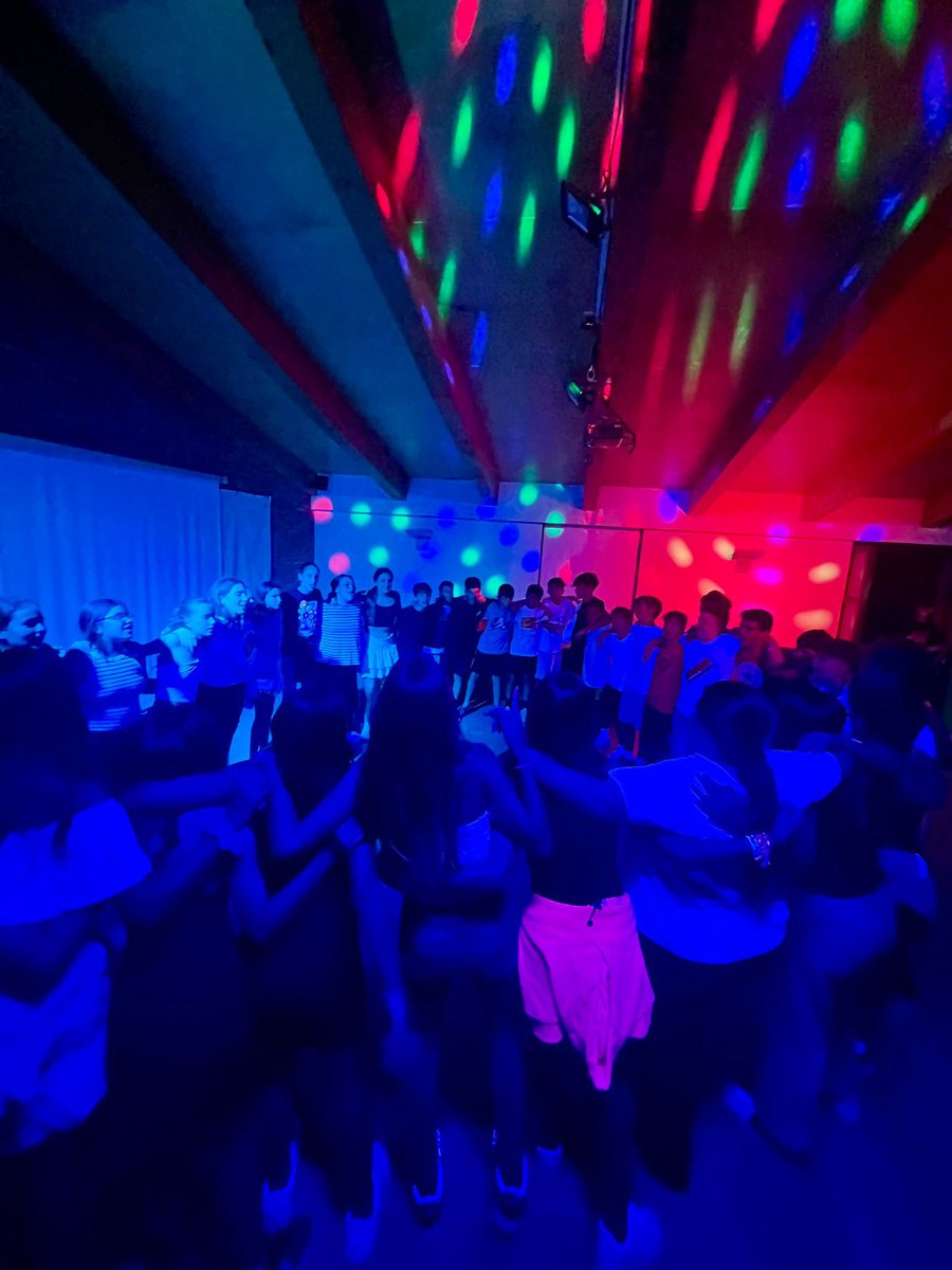 Escola PAIDOS tweet media