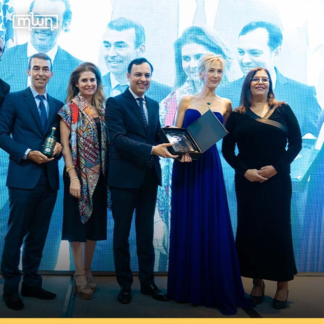 MoroccoWNews's tweet image. #MWN 

Held in #Casablanca, the American Chamber of Commerce in Morocco’s (#AmCham) annual #Gala marked 20 years of the #Morocco-#USA #FreeTradeAgreement (#FTA).

Read more: ibit.ly/caRFr