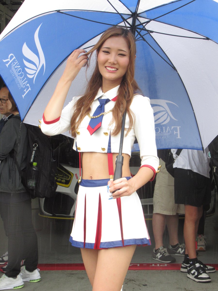 y50m6rb6ffjxi71's tweet photo. 2024.9.29 #SUPER耐久 第5戦 ピットウォーク
#AUTOFACTORY
#TAMAKI さん(@TAMA_chan0618 )
撮影させていただきありがとうございました🙇♂️
#スーパー耐久
#SUPER耐久2024
#RQ
#レースクイーン
#鈴鹿サーキット https://t.co/zi0VewiDGW