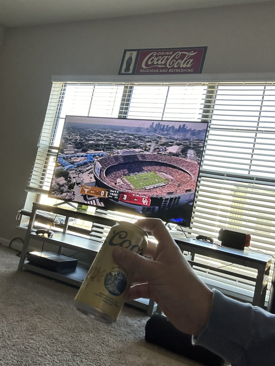 HushenKuma's tweet image. My stupid ex would probably make me be at target rn or something