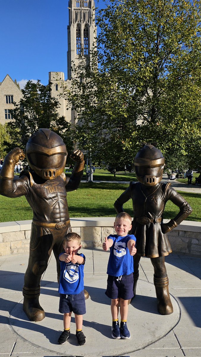 DonovanNichols's tweet photo. We installed bronze statues of the @UToledoMascots this month on campus and I had to get this perfect photo for @kidstrong_ 's affirmation.

Rocky - "I am STRONG!"
Rocksy - "I am BRAVE!"
Knox &amp; Sawyer - "I can DO THIS!"

#KidStrong #GoRockets @UToledo https://t.co/OjfXXT7ls4