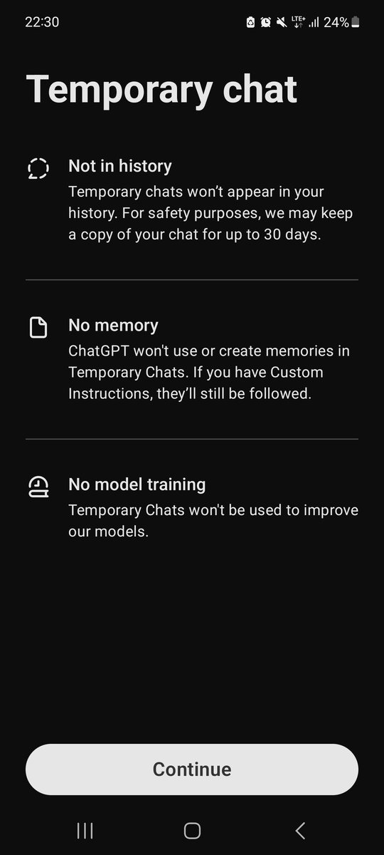 alice_und_bob's tweet photo. @tomowenmorgan Bro the compliments you are fishing for are mostly hallucinated.

The only access it has to "past conversations" is the config prompt you inject and the memories you configured. Even in temp chat it compliments you without having any knowledge about you https://t.co/EJk0tJuCMd
