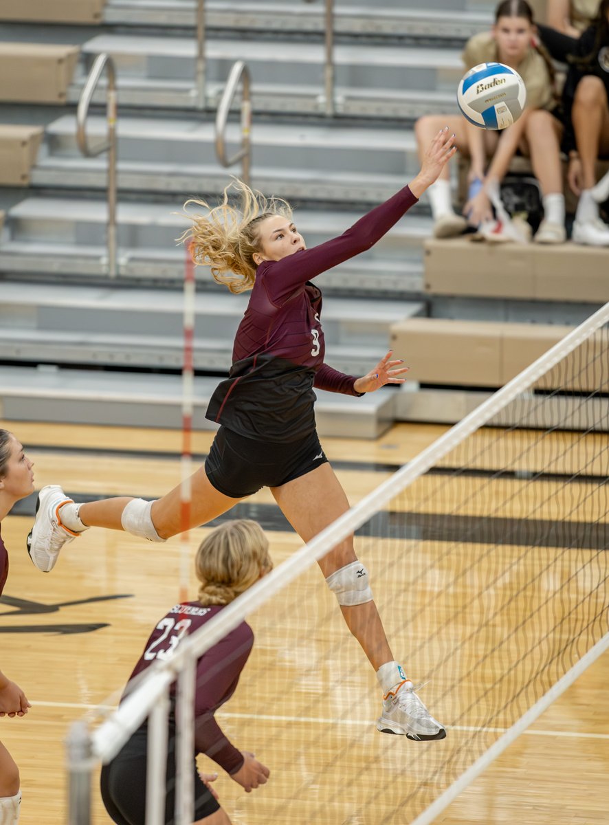 Varsity photos from the <a href="/DiscovererVball/">DiscovererVolleyball</a> 10/10 match vs LSE. 
More photos at tinyurl.com/FoleyMP
<a href="/DiscovererVB/">Columbus Volleyball</a> <a href="/DiscovererPride/">Discoverers</a> <a href="/DiscovererWay/">Columbus High</a> <a href="/CoachTrofholz/">Mr. Trofholz, Assistant AD ⚓️</a> <a href="/AylaJanssen2025/">Ayla Janssen</a> <a href="/GraysonGen3941/">Grayson Gentile</a>