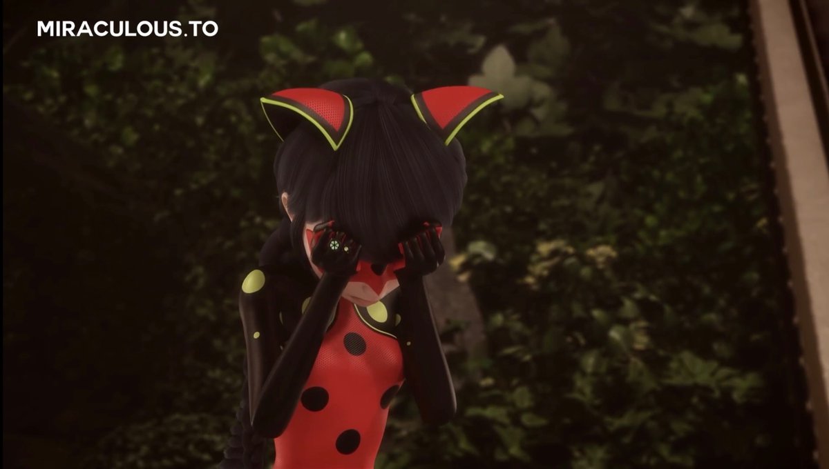 Mirxculous_Fan's tweet photo. The fact the she was willing to sacrifice herself just for him is heartbreaking ๐ฅบ๐ฅบ๐ฅบ๐๐
#MiraculousWorldLondon #Miraculous #MLB #bugnoir #Natalie https://t.co/0idbHPTEQ6