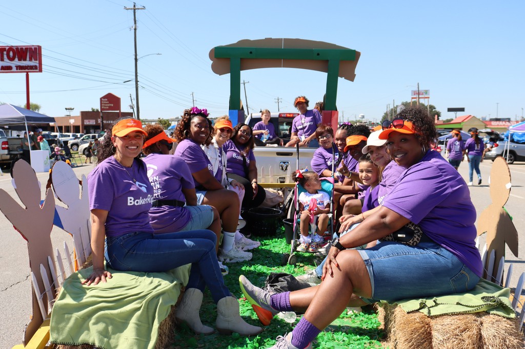 BakerRipley's tweet photo. The Fort Bend Head Start team was thrilled to be part of the Fort Bend County Fair! It was a fantastic event to experience with our Neighbors. Want to know more about our BakerRipley Head Start programs? Click the link below. 
https://t.co/SRxbvmZXOW  #BakerRipley #FortBendFair https://t.co/9j7FZy83be