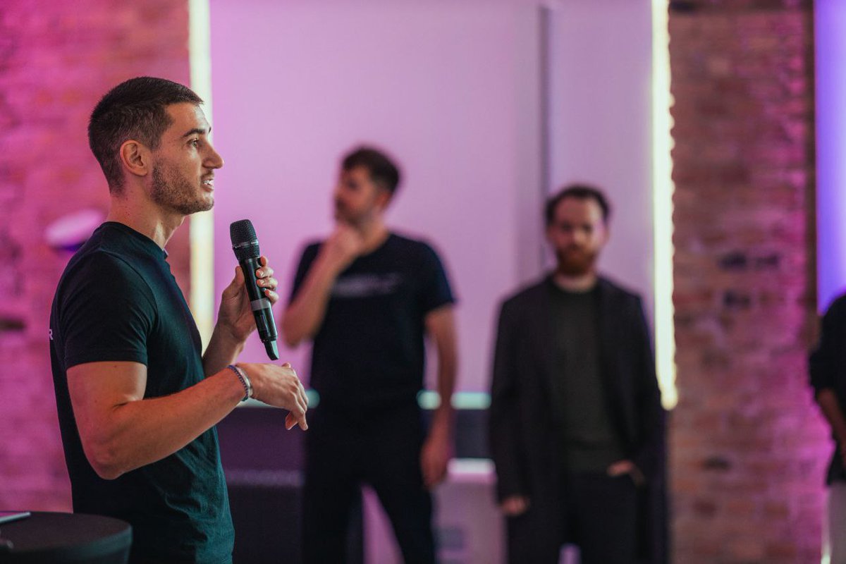 crct_xyz's tweet photo. It was an amazing past couple weeks during the @SuperteamDE build station and demo day at @w3_hub . We loved showcasing our submission to the @ColosseumOrg Radar hackathon. We feel really inspired from all the feedback we have gotten and progress we have been making. https://t.co/ygFrA2KOe3