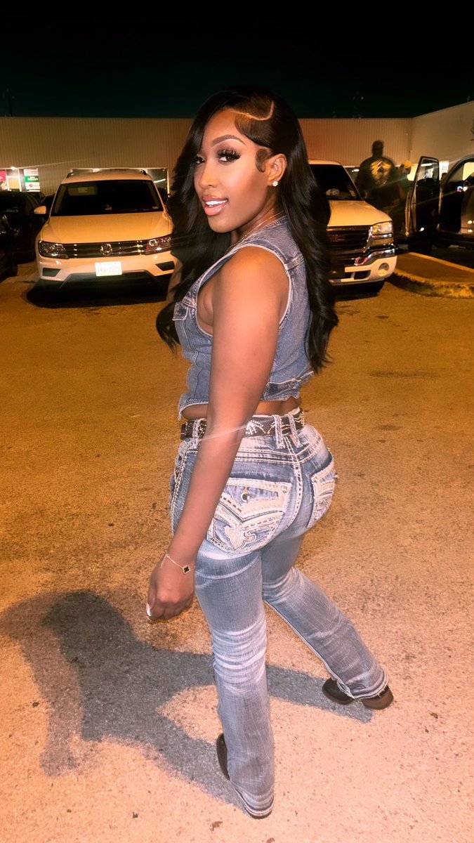 Daija Lyné 🫦 tweet media