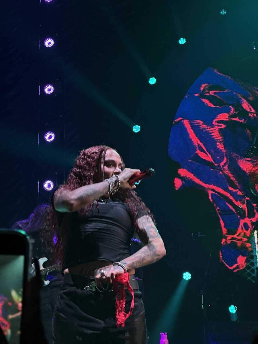 it’s the everything for ME. 
#crashtour2024 🖤