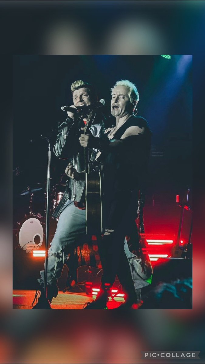 NaviglioMaria's tweet photo. Concert vibes 🔥🔥 @nickcarter #Zoux tonight #WhoIAmCalgary credits to📸 https://t.co/TlOIfkYRmr
