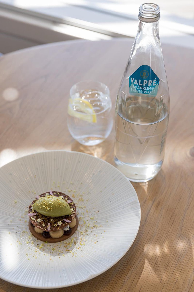 Cheers to another fabulous Restaurant Week with Valpré! From tantalizing menus to premium hydration, we’re excited to bring you the ultimate dining experience. Make it unforgettable with every meal and every drop.