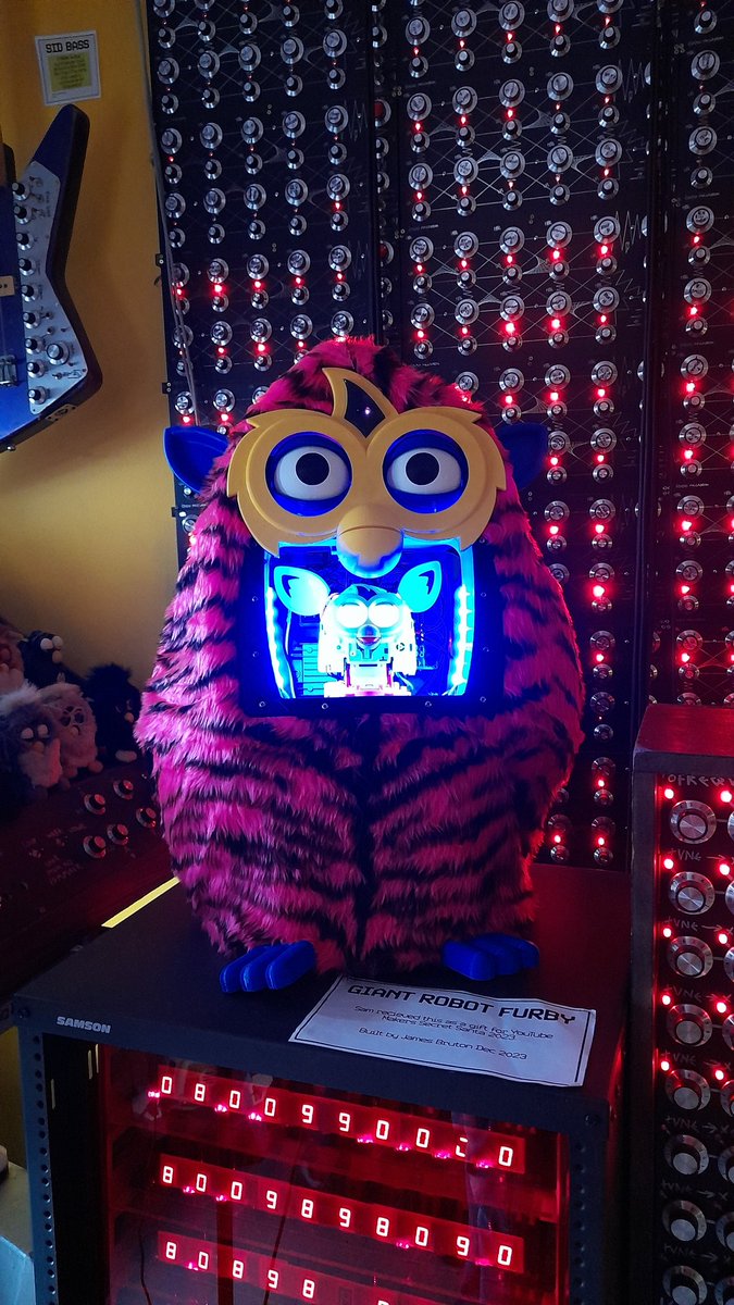 Sam Hartburn tweet media