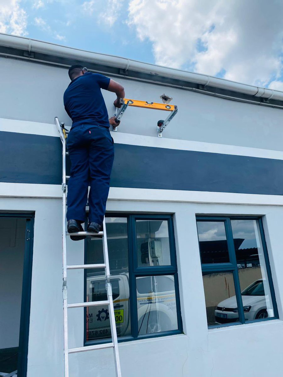 major_tech's tweet photo. Alton 📍 We are your dedicated AIR CONDITIONING contractor, we are professionals at what we do. You can get with us on 0814926708. https://t.co/RBdS4srUzJ