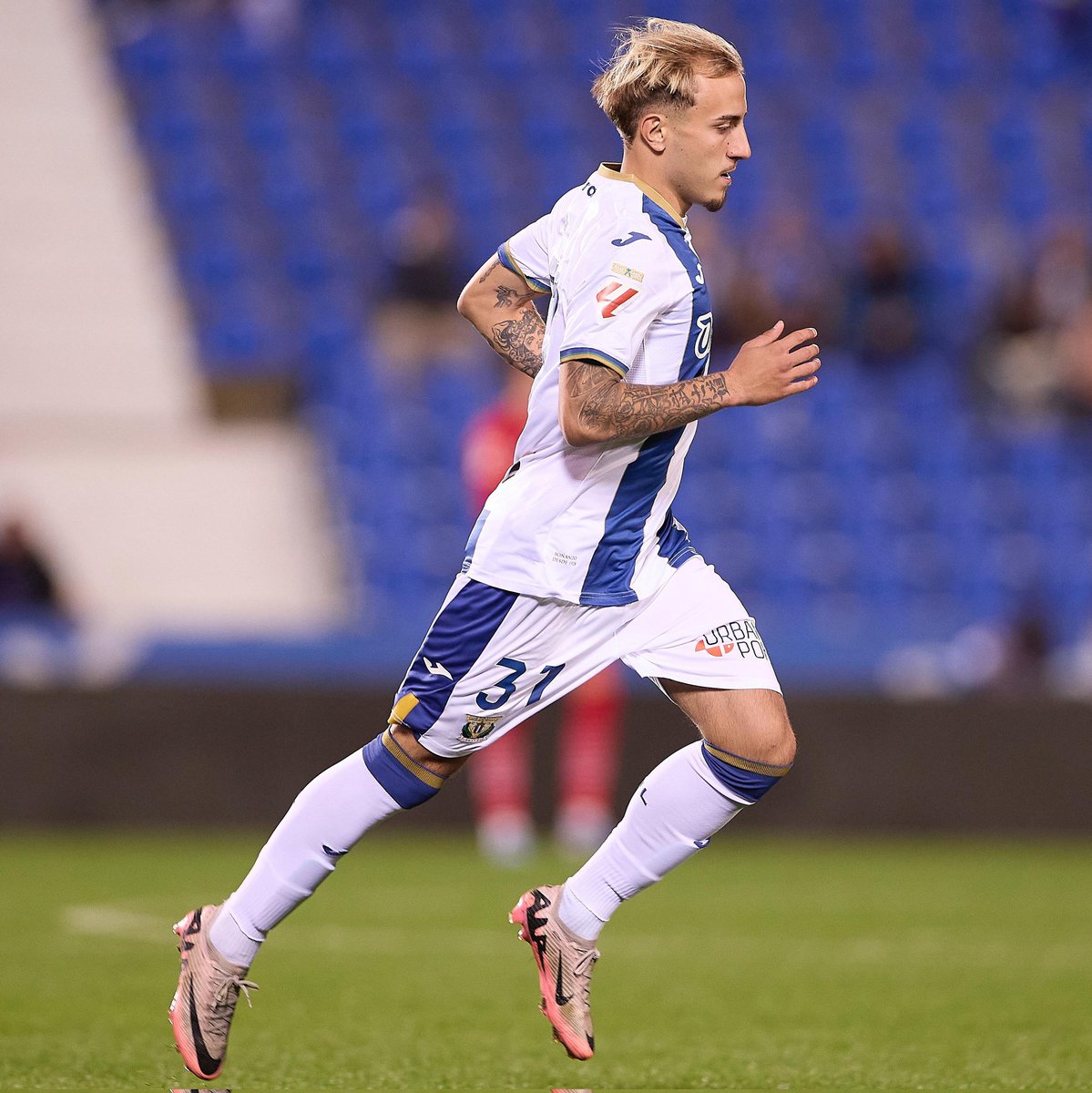 CDLeganes's tweet photo. ✅️ @hugo8solozabal 
✅️ @rufo_fer 
✅️ @piirii_ 

💯x💯 @CanteraPepinera https://t.co/aFxtv4OnGM
