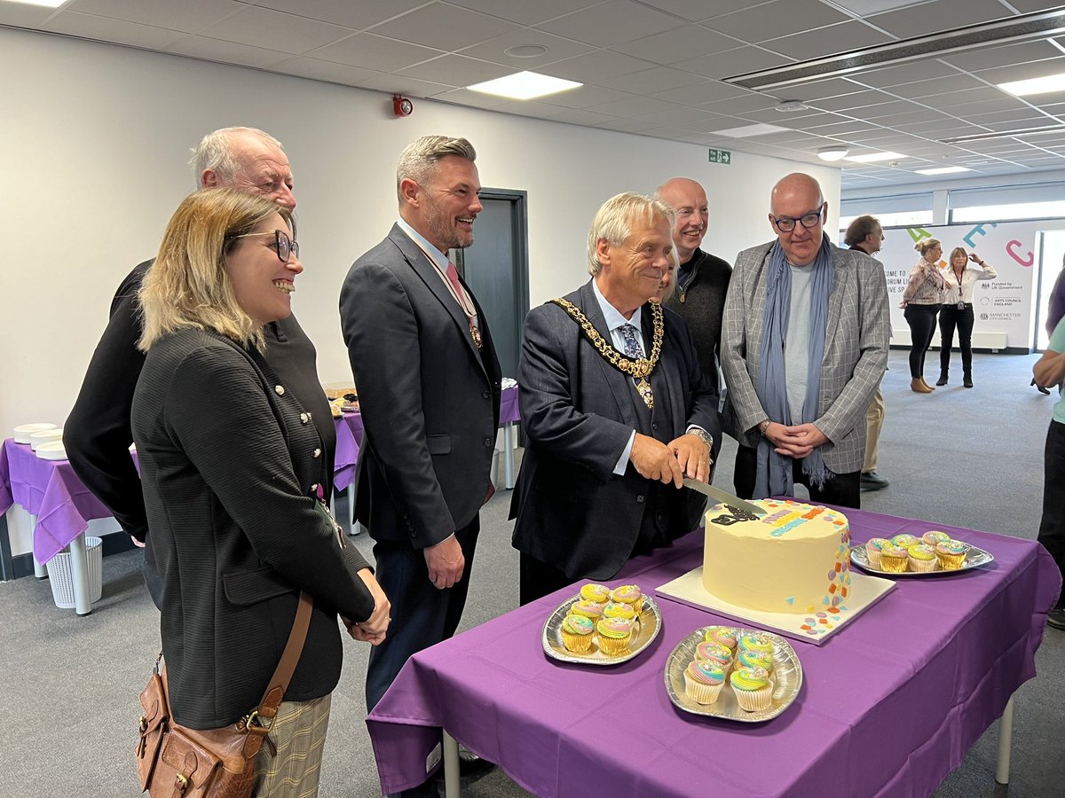 Dr Carl Austin-Behan OBE “Ozzy” 💙 tweet media