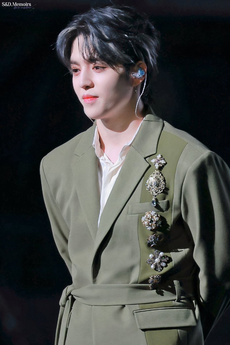 SDMemoirs's tweet photo. 241012
‘RIGHT HERE’ WORLD TOUR IN GOYANG

🖐🏻🫐

#에스쿱스  #SCOUPS 
#승철  #최승철 
#세븐틴  #SEVENTEEN https://t.co/nQCeDiENna