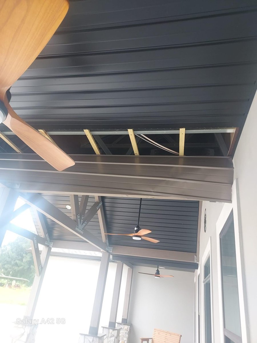 Have had a lot of people ask, we are just fine after Hurricane Milton. Didn’t lose power (thank GOD), a little damage but in the yard and exterior soffits, and zero threat of flood. The new house fared great in its first hurricane!