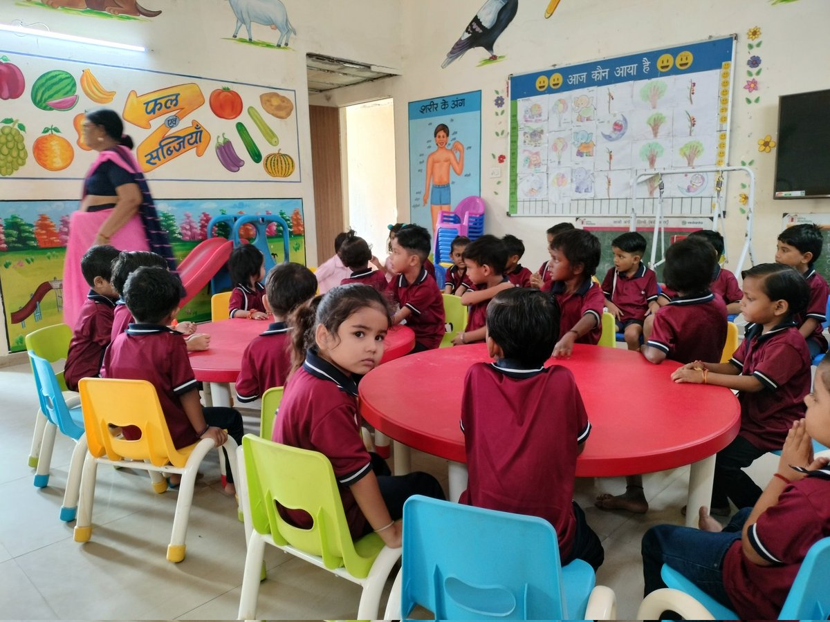 talkingvishal's tweet image. Visited today at an Anganwadi centre at Jaipur. #vedanta is really doing commendable work by developing these centres as nand ghar.
@MinistryWCD #icds @Vedanta_Group @BajpayeeManoj #unicef @UNICEFIndia