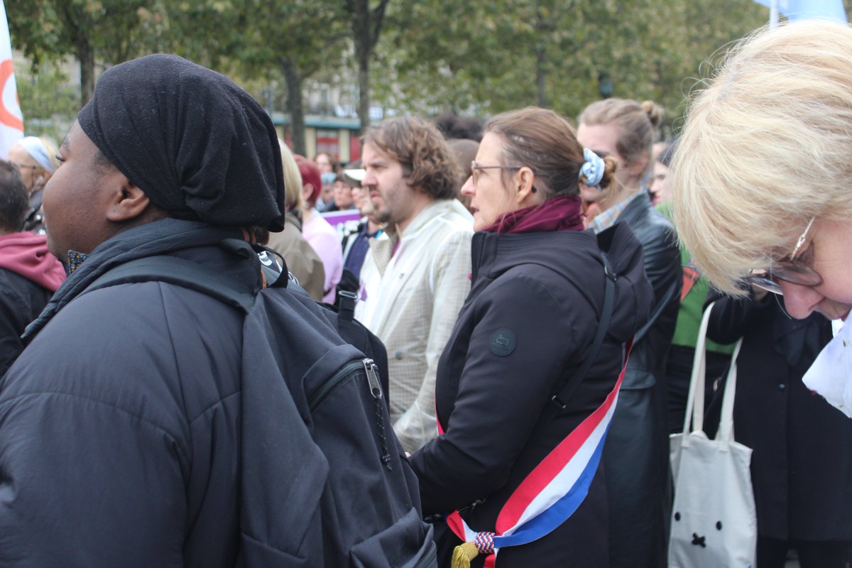 annesouyris's tweet image. « Personne n’est propriétaire de nos corps, personne n’est propriétaire de nos droits ».

Présente comme chaque année à l’#ExisTransInter. L’année écoulée nous démontre que nous sommes bien loin de l’égalité, et la transphobie assumée d’une partie non négligeable du gouvernement…