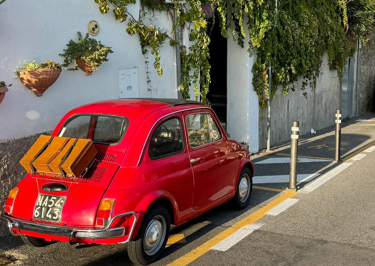 A small slice of Dante Giacosa loveliness on the streets of Positano today.