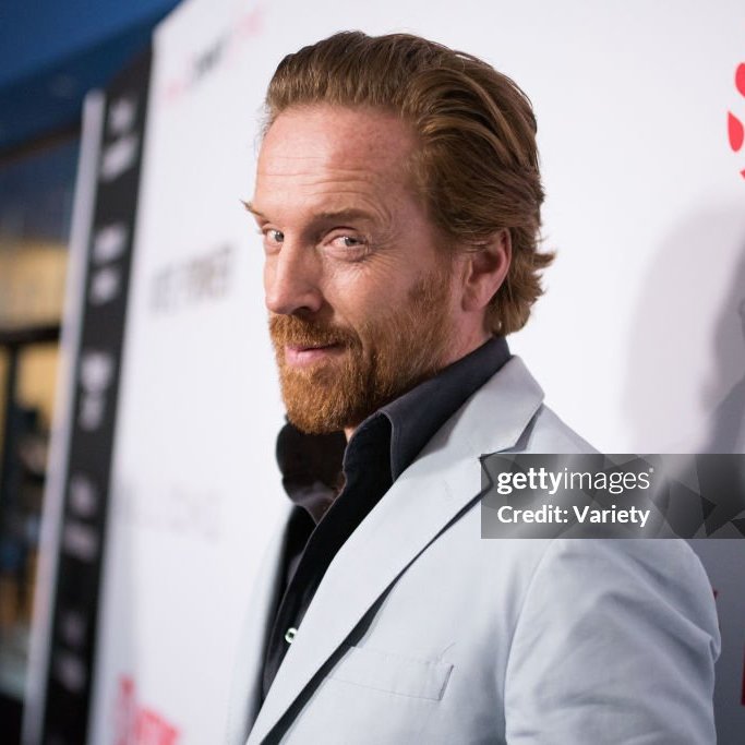 FanFunDamian's tweet photo. Damian Lewis will be in 'A Marvellous Party: A Noel Coward Charity Gala' this November. Tickets are on sale. Get the details: https://t.co/Jyl8Vimr9Q #DamianLewis #NoelCoward #NoelCowardFoundation #ActingForOthers #TheQueensReadingRoom #AMarvellousParty https://t.co/OA30iMwNvE