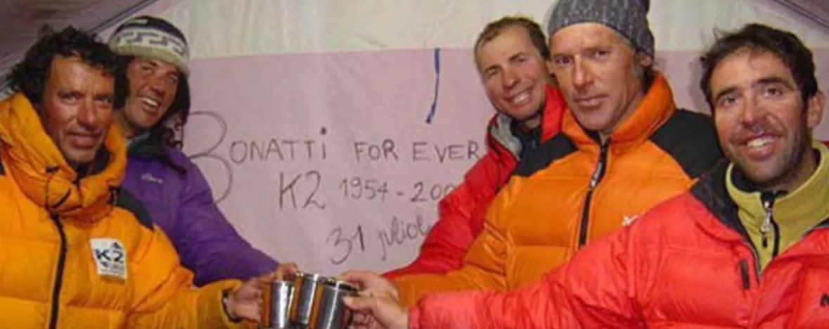 xavik64's tweet photo. Jordi Corominas, Piolet d’Or.
Un premi merescudíssim per un dels millors alpinistes de casa nostra.
Una de les grans fites va ser l’ascens a una de les muntanyes més difícils per la seva via més díficil, la ‘Magic Line’ del K2.
#muntanya #alpinisme #PioletdOr https://t.co/sIt046QghT