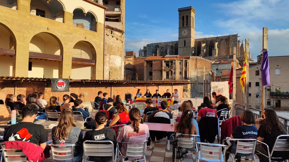 El Sidral tweet media