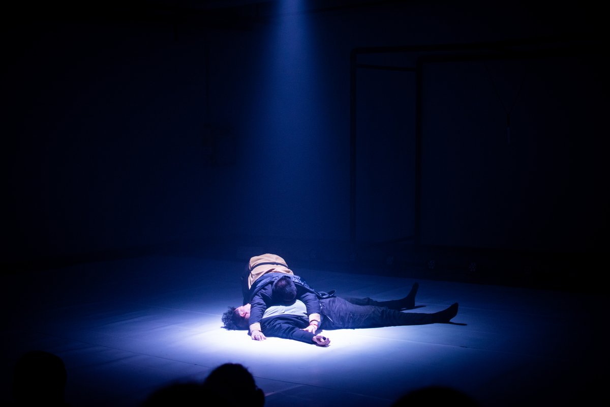 Centro_Ceina's tweet image. Agradecemos a todas y todos quienes asistieron a Persona 101 🙌 El pasado jueves, #CEINA fue escenario de PERSONA 101, una colección coreográfica de Nicolás Gatica que busca capturar y transformar las complejidades de la existencia humana en una experiencia coreográfica única.