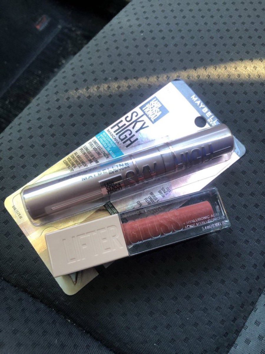 si la caprichosa le da mg a un tw que quiere rimel y labial, vas y se lo compras