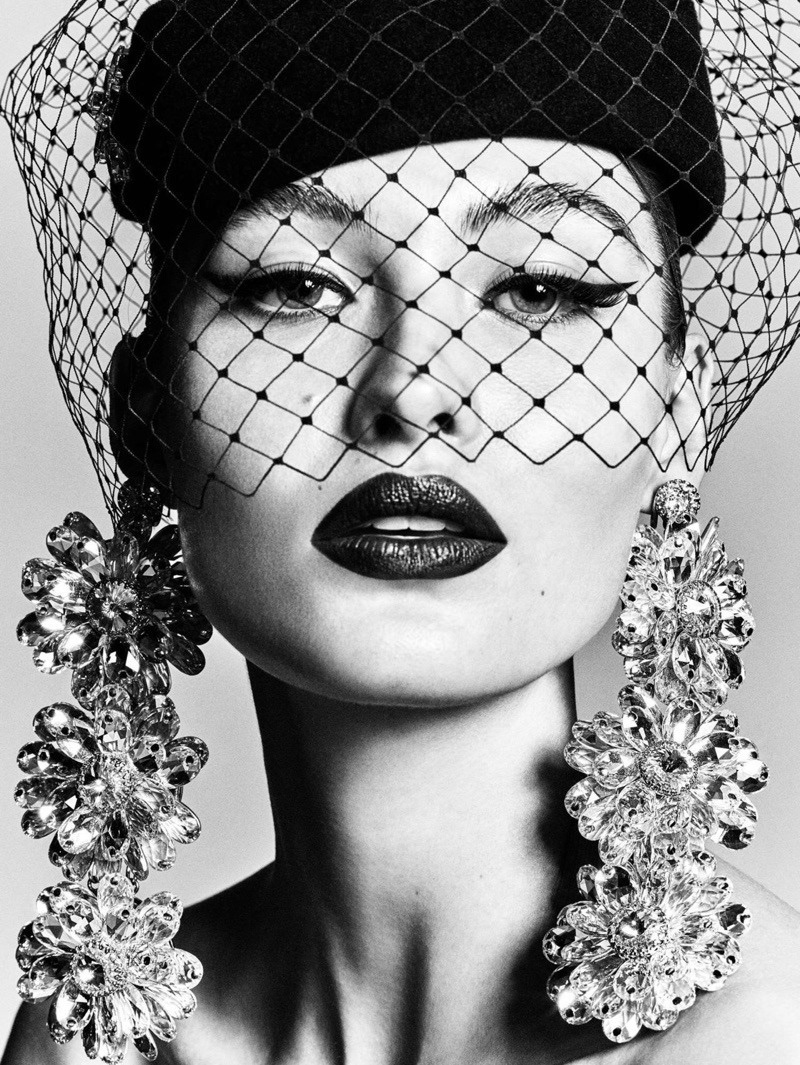 worlds_moda's tweet image. #editorialsWM (1/2)

#VOGUEBRAZIL,
August 2018.
By #LuigiandIango

#GraceElizabeth