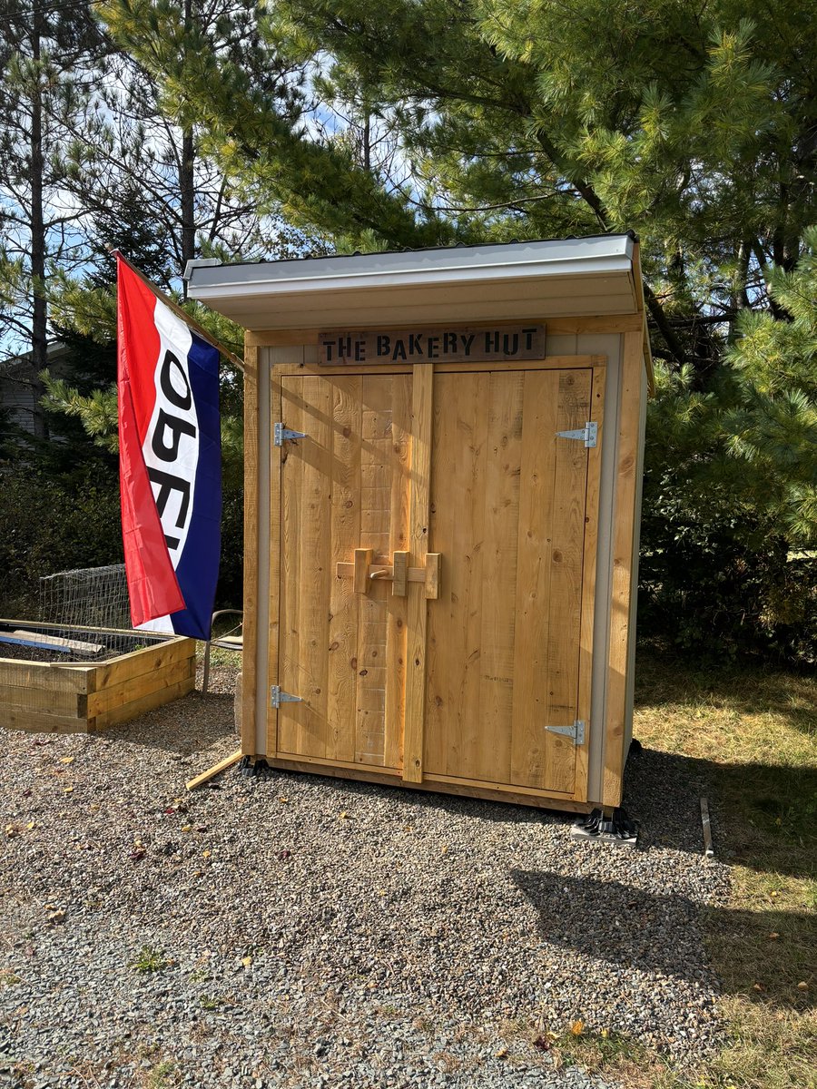 Andy Bowers tweet media