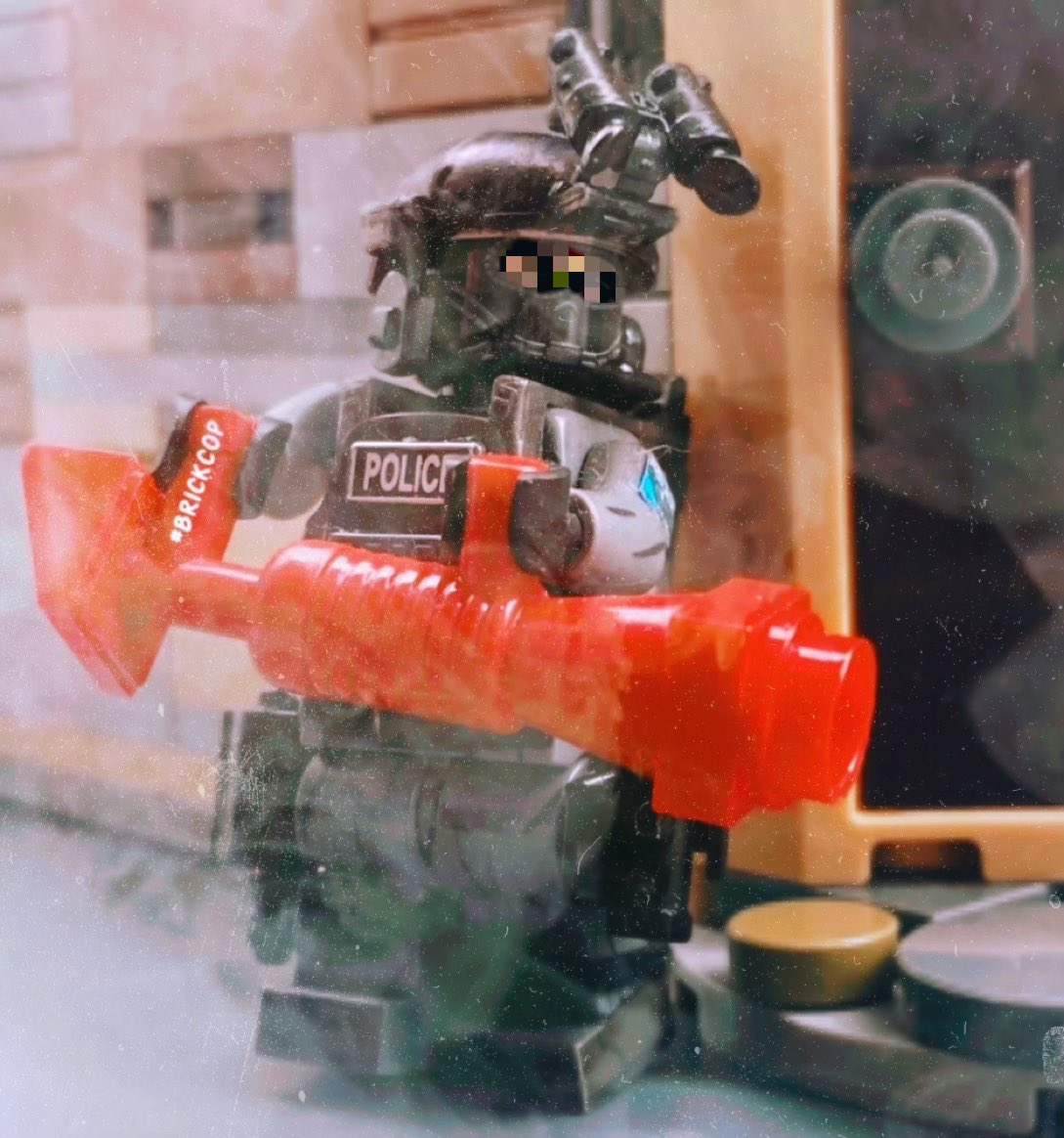 “We sleep safely in our beds because rough men stand ready in the night to visit violence on those who would do us harm.” - George Orwell.

#ThinBlueLine 🚨