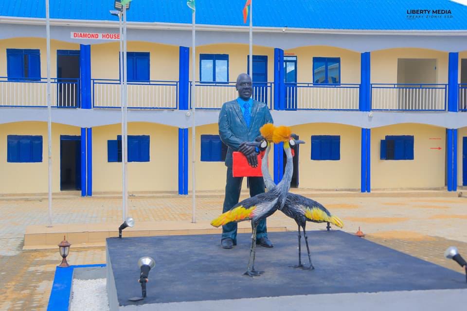 Alaak Alaak tweet media