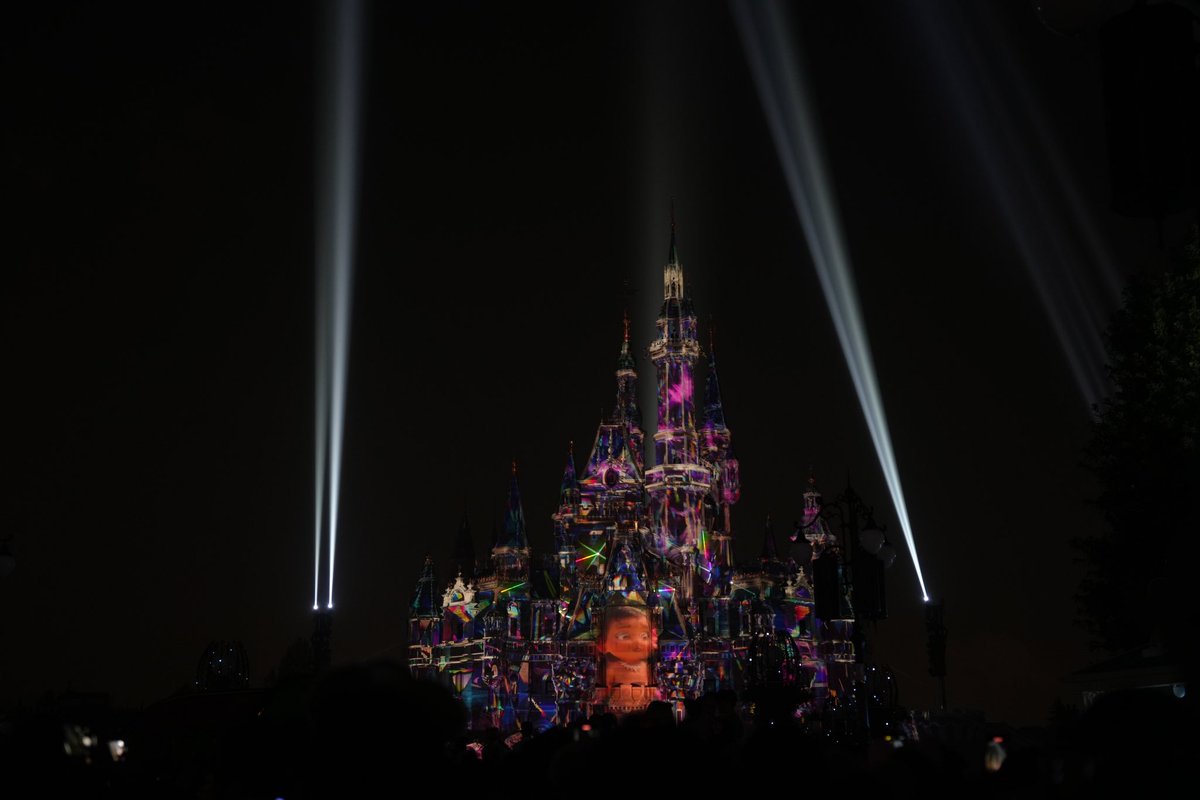 来到迪士尼，谁还不是个孩子😌