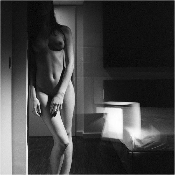 analog_fine_art's tweet photo. Seduction by Stella Unplugged
#visiblewomen #filmphotography #mediumformat #filmrollmag #analogphotography #people #bw_society #nude #blackandwhitephotography #blackandwhite #bnwphotos #analogclub #square #classic #shotwithlove #film #bwsquare #thefilmmagazine #photography… https://t.co/ILG2MmM3vA