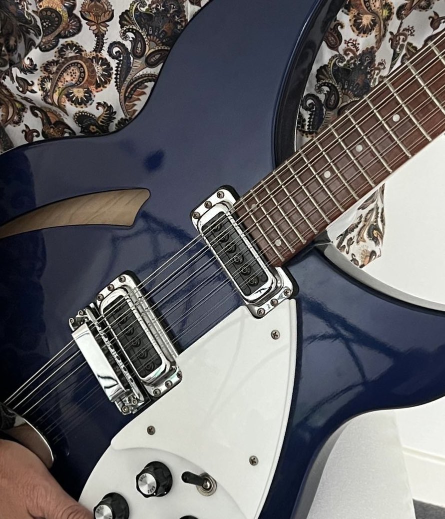 Please share :
Pellicano Paisley button down *Rickenbacker optional extra!

#ForTheModernMan #madeinItaly 

pellicanomenswear.com

<a href="/Tim_Vickery/">Tim Vickery</a> <a href="/Modculture/">Modculture</a> <a href="/detailmag/">detailmag</a> <a href="/MilnersHair/">Mod Haircuts London 🎯</a> <a href="/TaylorMod/">The Magic Mod</a> <a href="/SmithersJones78/">Smithers Jones</a>