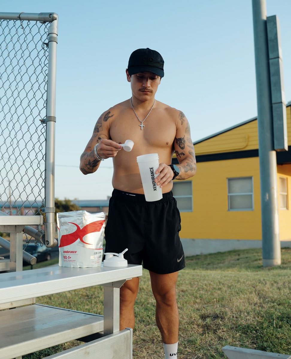 Xendurance's tweet image. Fuel-5+: Quick and Sustained Energy with Natural Caffeine.

#energy #preworkout #intraworkout #postworkout #supplements #cleansupplements