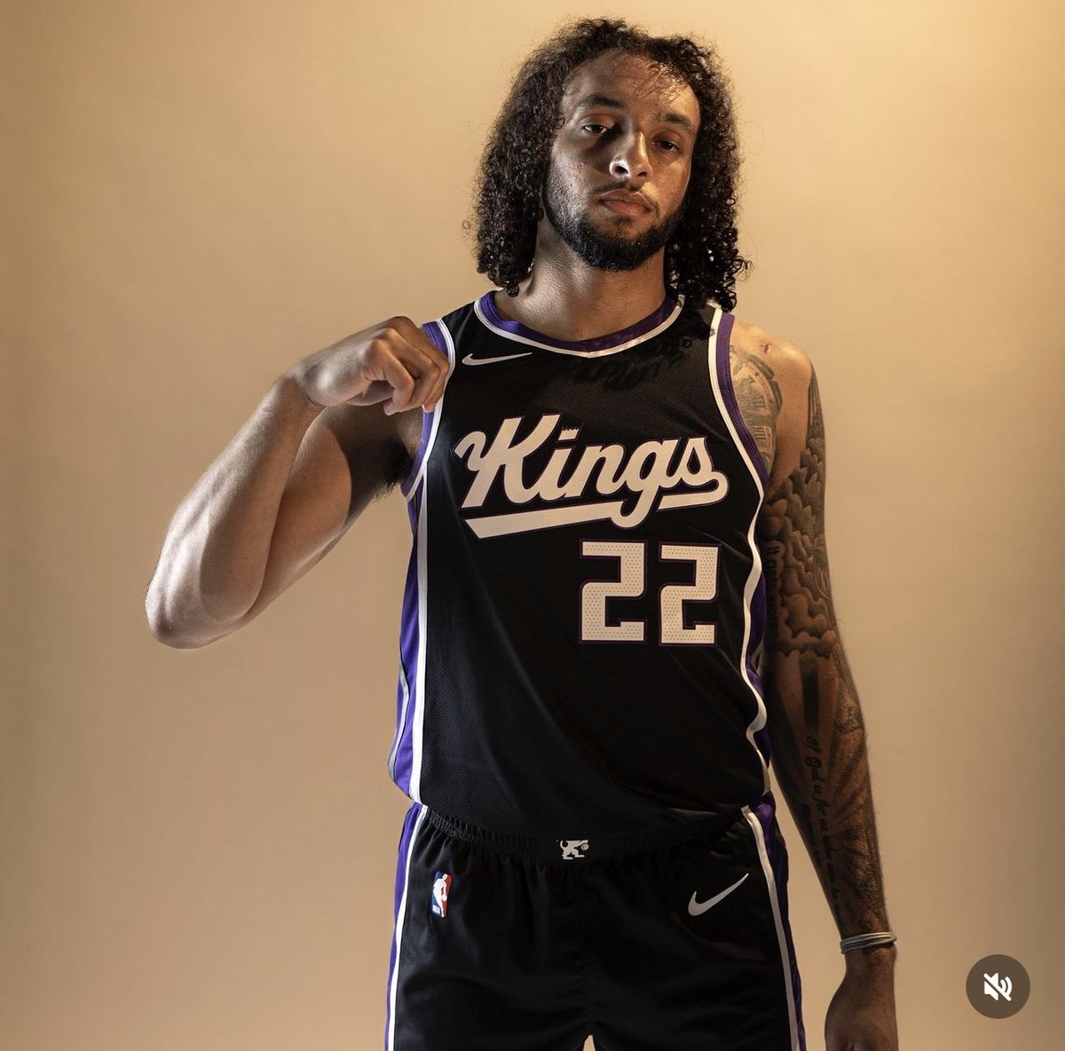 kings_muse's tweet photo. I wish I had enough followers that I could tweet “Devin Carter” and there’s just like 50 people replying with “real” https://t.co/Uz76mwHGHu