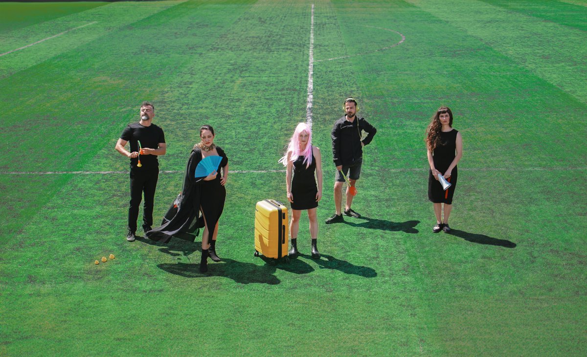 ''Martı -mıyım?''
11 Aralık Çarşamba 20:30'da Zorlu PSM Turkcell Platinum Sahnesi'nde.
Biletler: zorlupsm.com/etkinlikler/ma…