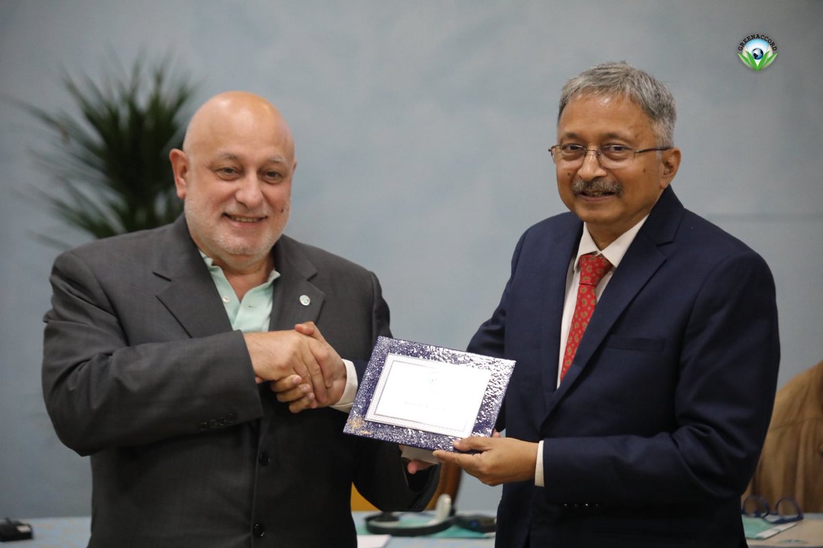 Honoured to annouce that <a href="/MongabayIndia/">Mongabay India</a> was presented the <a href="/greenaccord/">Greenaccord</a> International Media Award.
"..celebrates the media’s commitment to raising public awareness of the most urgent ecological problems of our time and promoting a more sustainable future"
india.mongabay.com/2024/10/mongab…