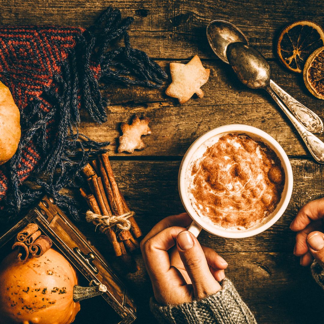 spicestation's tweet image. Cardamom, Cinnamon, Clove, Nutmeg, and Pumpkin Spice are just a few of the many #spices that scream “Autumn is in the air!” 🧸☕️🍂 Click here to learn more about Fall Fusion Spices!  bit.ly/4dFfsKQ 

🍂 Visit #SpiceStation here: bit.ly/2CbCRnN