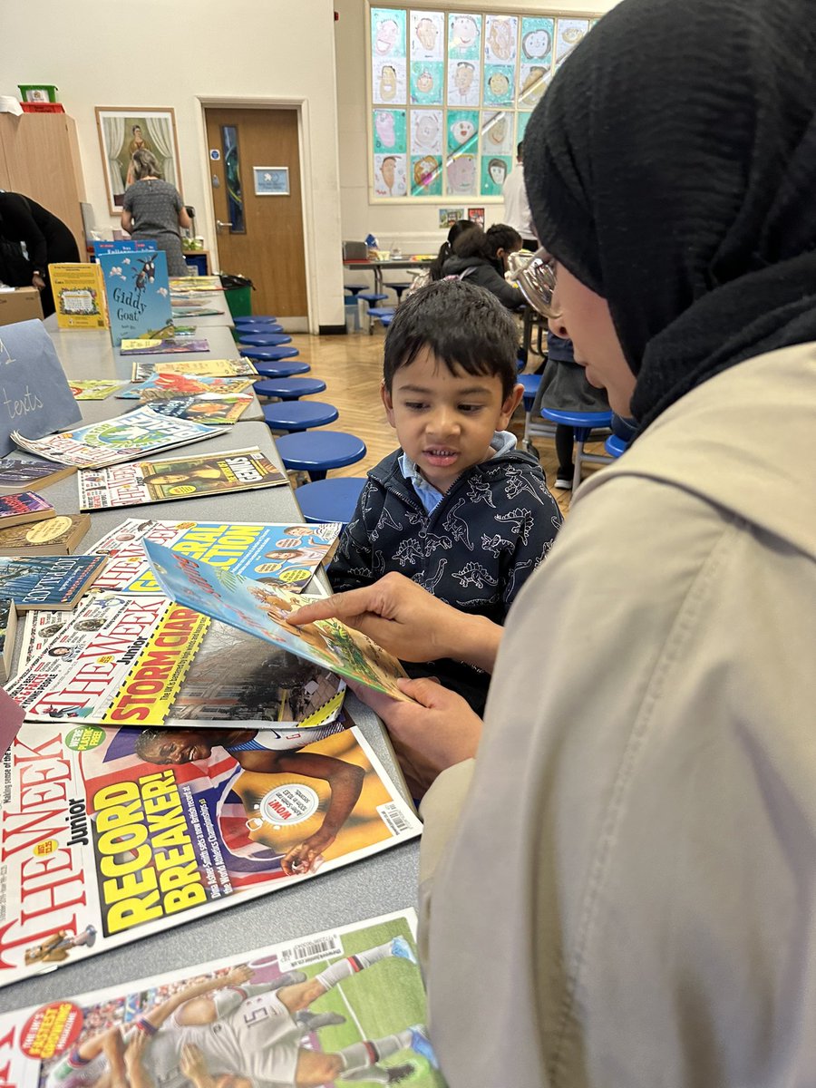 EnglishMalmesb1's tweet photo. πππReading Breakfast was a blast! π₯ It was amazing to see everyone again! We read about dinosaurs, snowmen and gross things! Cannot wait to see you all next week! πππ@malmesburypri #readingbreakfast https://t.co/dH0m244Way