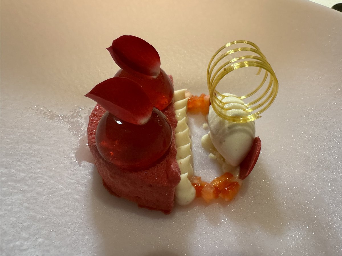 Looking back my favorite meal in Mallorca was at ** Voro. Beautiful, off the beaten path location, well worth the detour. Whimsical meal, but not at the expense of quality. Best service of the trip as well.