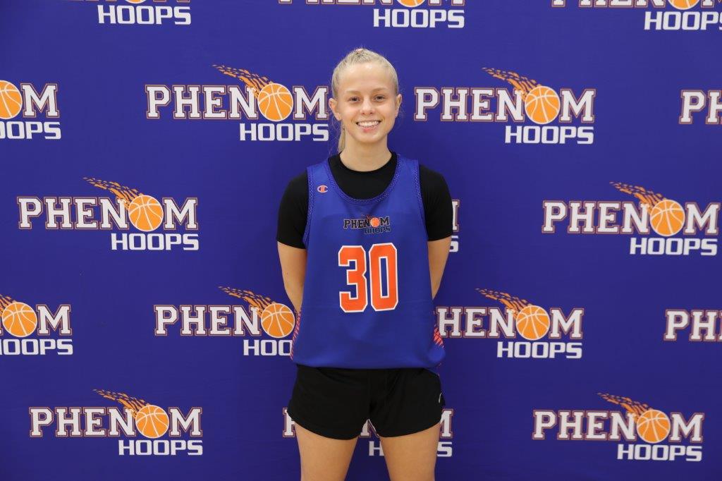 2025 5'7 Breanna Perry (NC GBB) shows a polished game and understanding, getting to her spots and being a threat with her ability to knock down shots. #LadyTop80 <a href="/POBScout/">Patrick O'Brien</a> #LadyPhenom