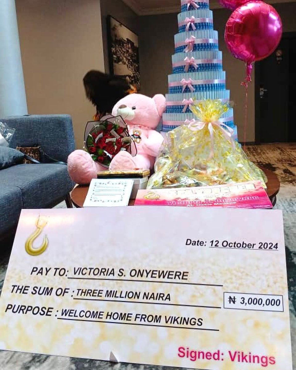 metro_naija's tweet photo. Victoria fans, vikings suprise her today with cash gifts and other items.

#BBNaija https://t.co/ozvFDsLB54