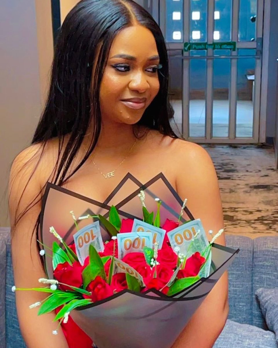 metro_naija's tweet photo. Victoria fans, vikings suprise her today with cash gifts and other items.

#BBNaija https://t.co/ozvFDsLB54